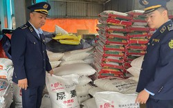 2 hộ kinh doanh bất ngờ bị kiểm tra: Tang vật được phát hiện là 2,5 tấn hàng Trung Quốc