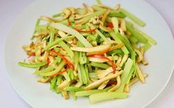 Hãy "tắm sạch" cho mạch máu của bạn bằng 3 món ăn quen thuộc: Dễ nấu, thanh mát lại cải thiện tuần hoàn máu