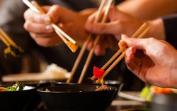 Một gia đình 4 người chết vì ung thư gan: Chuyên gia cảnh báo cách dùng đũa cực nguy hiểm, có 2 dấu hiệu phải vứt ngay