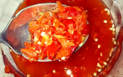 Bé 2 tuổi tử vong vì tò mò ăn món "vạn người mê"