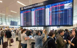 Giá vé máy bay tăng