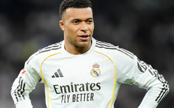 Không thể tin nổi: Nhân viên y tế "chụp nhầm chân" khiến Kylian Mbappe chấn thương vẫn phải ra sân thi đấu