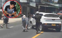 Chân dung người đàn ông chặn đầu, cầm gậy đập phá taxi giữa đường, nguyên nhân không ngờ