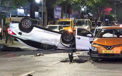 Hiện trường ô tô “điên” tông liên hoàn khiến 2 người bị thương