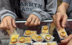 Giá vàng quay đầu giảm mạnh