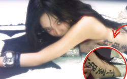 Nữ ca sĩ 2k2 khoe hình hở bạo rồi vội xóa vì dòng chữ Hán to tướng chạy dọc bên sườn?