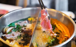 Cô gái 26 tuổi tử vong sau khi ăn lẩu, bác sĩ cảnh báo việc nhiều người hay làm