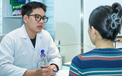 Người phụ nữ cao chưa đến 1,4m mang thai sau hơn 1 thập kỷ tìm con