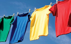 Vì sao người xưa nhắc con cháu không phơi quần áo qua đêm?