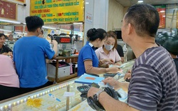 Chiều 3-3, giá vàng, bạc tiếp tục giảm mạnh