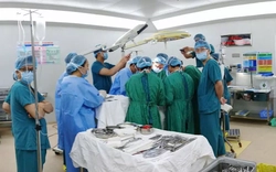 Thai bám vào ‘tử huyệt’ khiến mẹ suýt tử vong