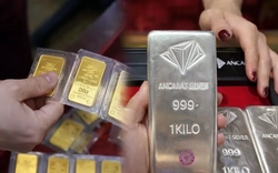Giá vàng giảm rất mạnh, bạc 'bay' 14 triệu đồng/ngày