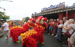 Hội An khai hội Nguyên Tiêu, hút du khách về miền du lịch di sản