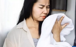 "Sao áo mẹ hôm nay có mùi giống bà ngoại vậy?" và khoảnh khắc nhiều phụ nữ nhận ra cơ thể mình không còn như trước