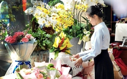 Chiến sự đẩy giá hoa nhập khẩu dịp 8-3 tăng mạnh