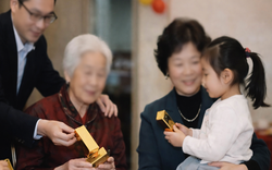 Sự thật món quà của ông lão 70 tuổi: Tại sao tặng vàng cho tất cả các cháu mà trừ cháu ngoại sống xa nhà?