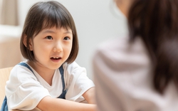 Cha mẹ khôn ngoan dạy con "GIẤU TIỆT" 3 thứ này, nhất định không để lộ!