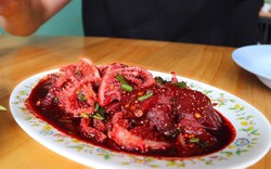 Tại sao người Thái Lan thích ăn thịt sống?