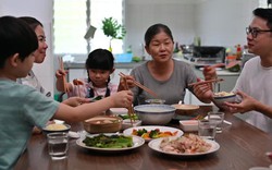 Muốn nhìn rõ "tầng lớp" của một gia đình, hãy đến nhà họ ăn một bữa là biết…