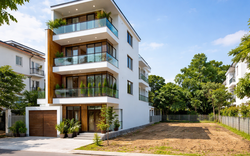 Chủ căn nhà 4 tầng xây nhầm trên đất người khác ở TPHCM: Thi hành án thế nào?