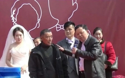 Bố vợ trả lại 700 triệu đồng sính lễ ngay trong đám cưới, chú rể đem tiền làm 1 việc khiến nhiều người bất ngờ