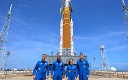 Hôm nay, con người sẽ quay trở lại Mặt trăng lần đầu tiên sau hơn 50 năm