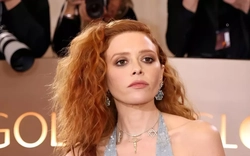 Nữ diễn viên bị đuổi khỏi chuyến bay