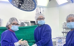 Vinmec truyền máu cứu thai nhi 17 tuần tuổi với cơ hội thành công 1/1.000: Ca can thiệp y khoa hy hữu tại Việt Nam