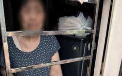 Xôn xao thông tin cụ bà ở Hà Nội "bị nhốt trong nhà của mình", con đưa cơm qua cửa sổ: Chính quyền nói gì?