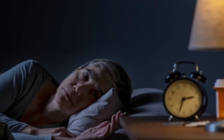 Vì sao bạn thường tỉnh giấc lúc 3 giờ sáng với cảm giác lo lắng?