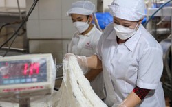 Bất ngờ gửi đơn “kêu cứu” đến Chủ tịch UBND TPHCM, bà chủ thương hiệu bún tươi nổi tiếng nói gì?