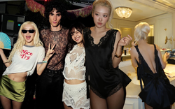 Từ nay hãy gọi Rosé là "bà hoàng váy lụa": Lăng xê từ Hàn đến Paris, California... không trật 1 nhịp nào