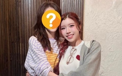 Chỉ 1 bức ảnh “chụp cùng chị gái xinh đẹp”, cả cộng đồng mạng Trung - Việt gọi Trang Pháp là sứ giả hòa bình