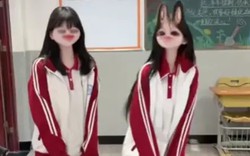 Bức ảnh mặc đồng phục này có gì khác lạ mà khiến một nữ sinh bị mắng: Vừa "tâm cơ" vừa EQ thấp!