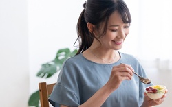 Phụ nữ nên ăn loại quả này như bữa ăn nhẹ mỗi ngày: Sau 1 tháng, tôi thấy "bụng dạ" khỏe mạnh, da dẻ hồng hào hơn thấy rõ