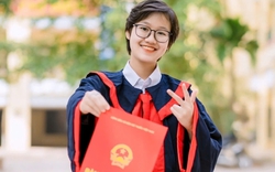 Cuộc gặp định mệnh và câu hỏi của bác sĩ Mỹ khiến cô gái ung thư máu bật khóc