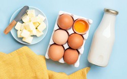 Chỉ ăn sáng với trứng và sữa suốt 1 năm, người phụ nữ 61 tuổi đi khám trong lo lắng: Bác sĩ nói gì?