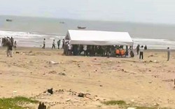 Hai bé trai mất tích khi đi tắm biển