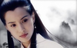 "Tiểu Long Nữ" Lý Nhược Đồng xin lỗi vì bê bối quảng cáo