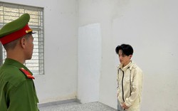 Thi hành lệnh bắt tạm giam “cô đồng” Nguyễn Đức Quyền SN 2001