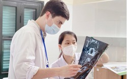 Sinh viên Oxford, Heidelberg sang Việt Nam học ca bệnh 'chỉ có trong y văn'
