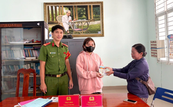 Phát hiện hàng loạt tờ tiền có mệnh giá từ 500K-10K: Công an mời người phụ nữ sinh năm 1998 lên làm việc