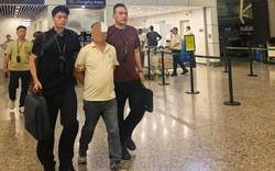 Trung Quốc: Cục Chống buôn lậu bắt 2 ông chủ doanh nghiệp lớn cùng 9 đối tượng liên quan, thu giữ gần 130kg vàng trị giá hơn 300 tỷ đồng