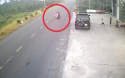 Vài giây chơi bóng của 1 đứa trẻ và bi kịch kinh hoàng: Đừng để sự thiếu sát sao của cha mẹ thành nỗi đau cho cả hai gia đình!