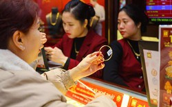 Giá vàng hôm nay 22/4: Lao dốc không phanh, giảm hơn 100 USD/ounce