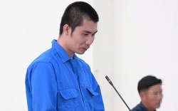 Người đàn ông bóp cổ bạn gái rồi đặt hoa hồng lên thi thể