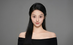 Zoom cận nhan sắc nữ thủ khoa đầu vào của Học viện Hý kịch Trung ương (Trung Quốc) năm 2026