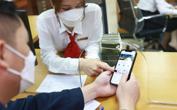 Tất cả người dân có tài khoản ngân hàng chú ý: Tắt nguồn ngay nếu điện thoại hiện dòng chữ này