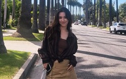 “Công chúa lai” đầu tiên của showbiz: Bị cấm hoạt động suốt 4 năm, nay làm ca sĩ mạng ra nhạc không ai nghe