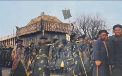 Quan tài Từ Hy Thái hậu bất ngờ nhỏ máu suốt đường đưa tang: Lý Liên Anh hé lộ sự thật rùng rợn